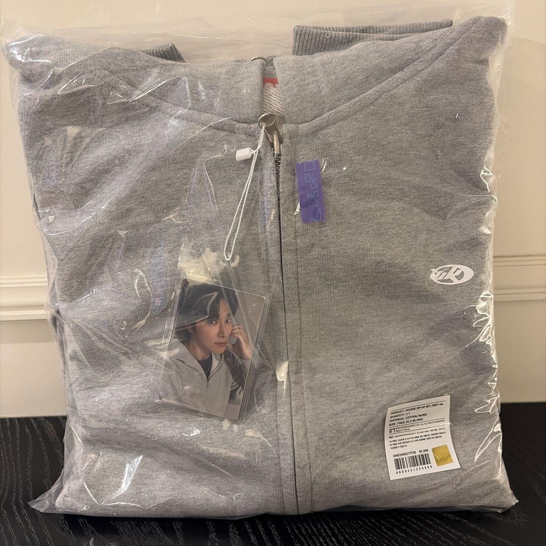 【新品】東方神起 ユノ パーカー フーディ グレー