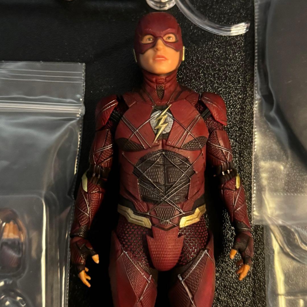MEZCO ONE 12 フラッシュ　中古美品