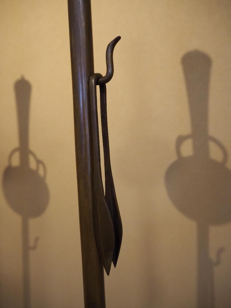 金屋五良三郎造『燭台一対』（共箱）＊おまけ付き…和蝋燭２本(未使用)