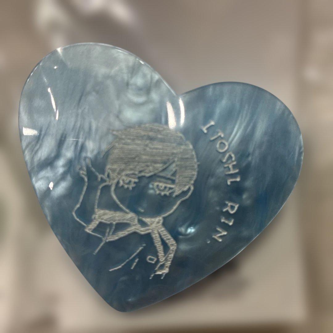 ブルーロック 伊勢丹 The Skips ハートバレッタ　潔世一　糸師凛　新品