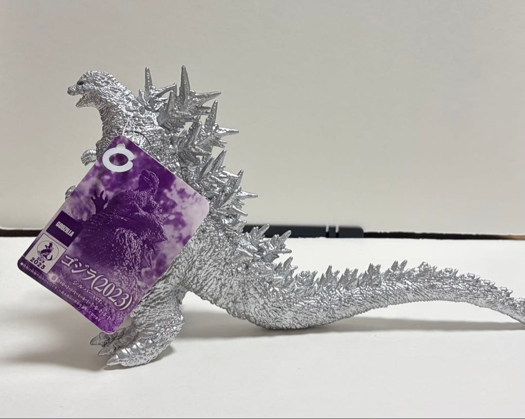 【アメリカ限定】ムービーモンスターシリーズ ゴジラ 2023 シルバーver.