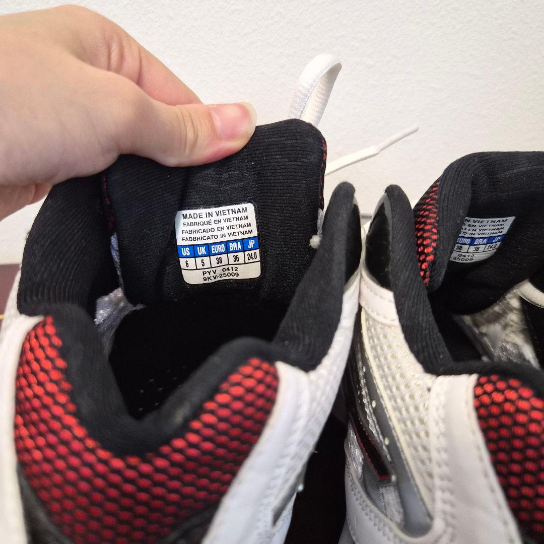 ミズノ ウェーブ ライトニング バレーボールシューズ ドッジボールシューズ