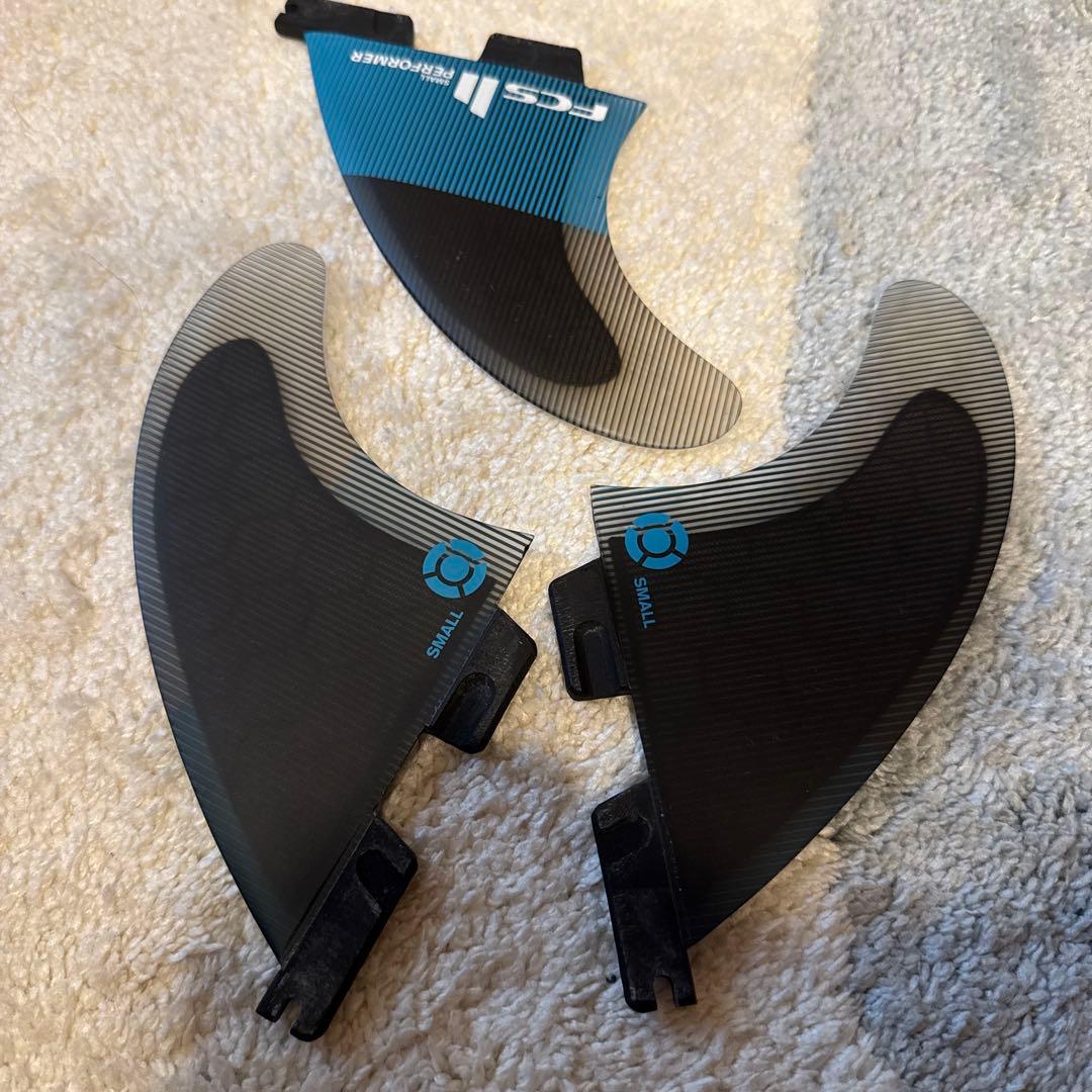 【ほぼ新品】FCS2 Performer フィンセットSmall トライ