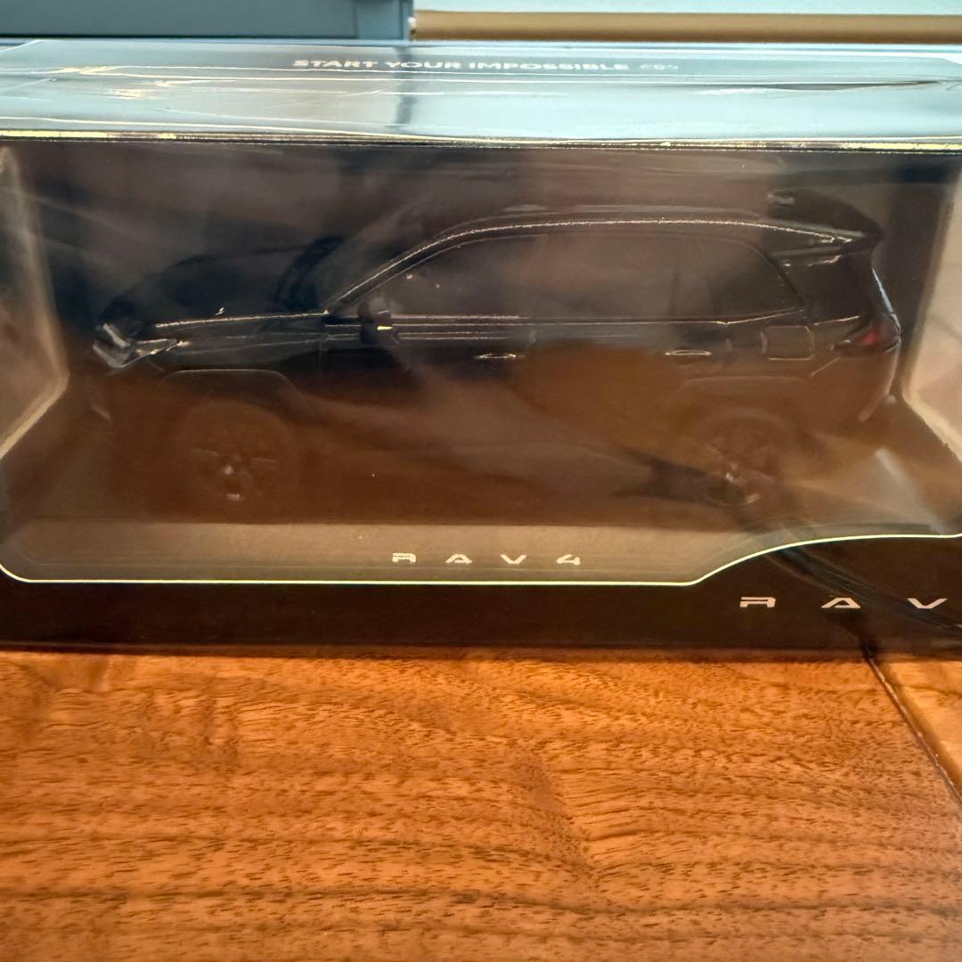 【未開封】２つセット トヨタ新型RAV4 /カラーサンプル/ミニカー