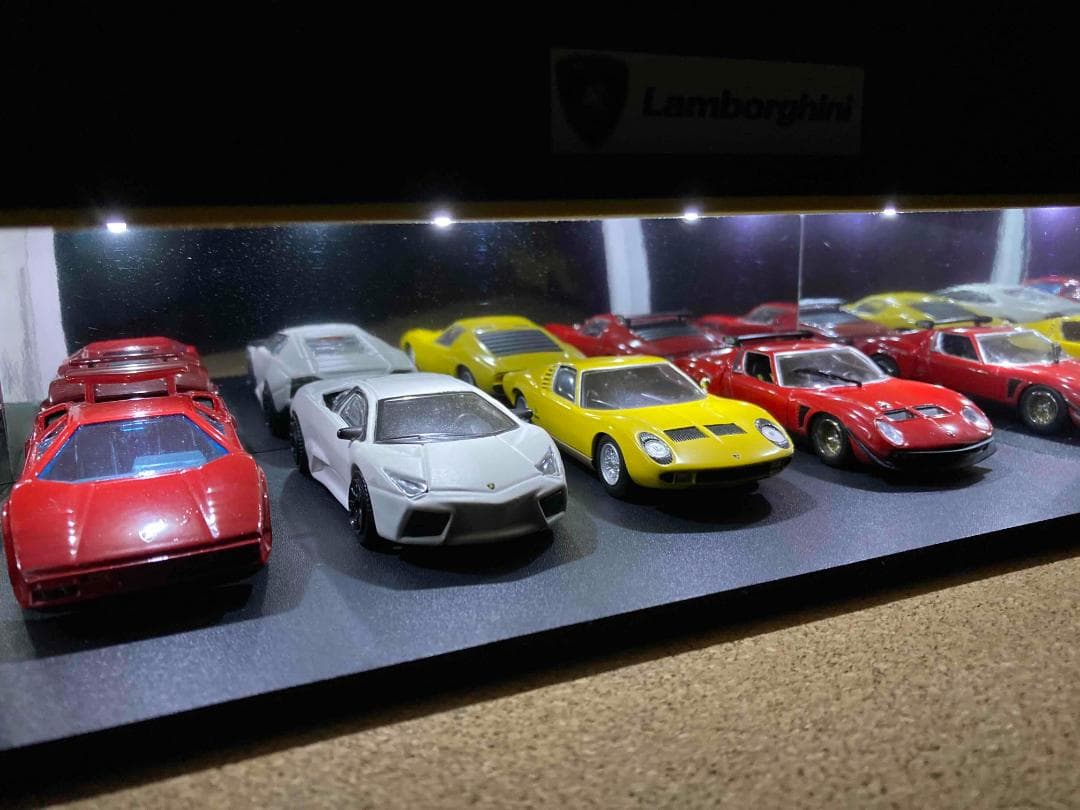 ミニカー用ジオラマ：1/43 ショールーム＆ガレージⅢ（ダークグレー）外構仕上げ