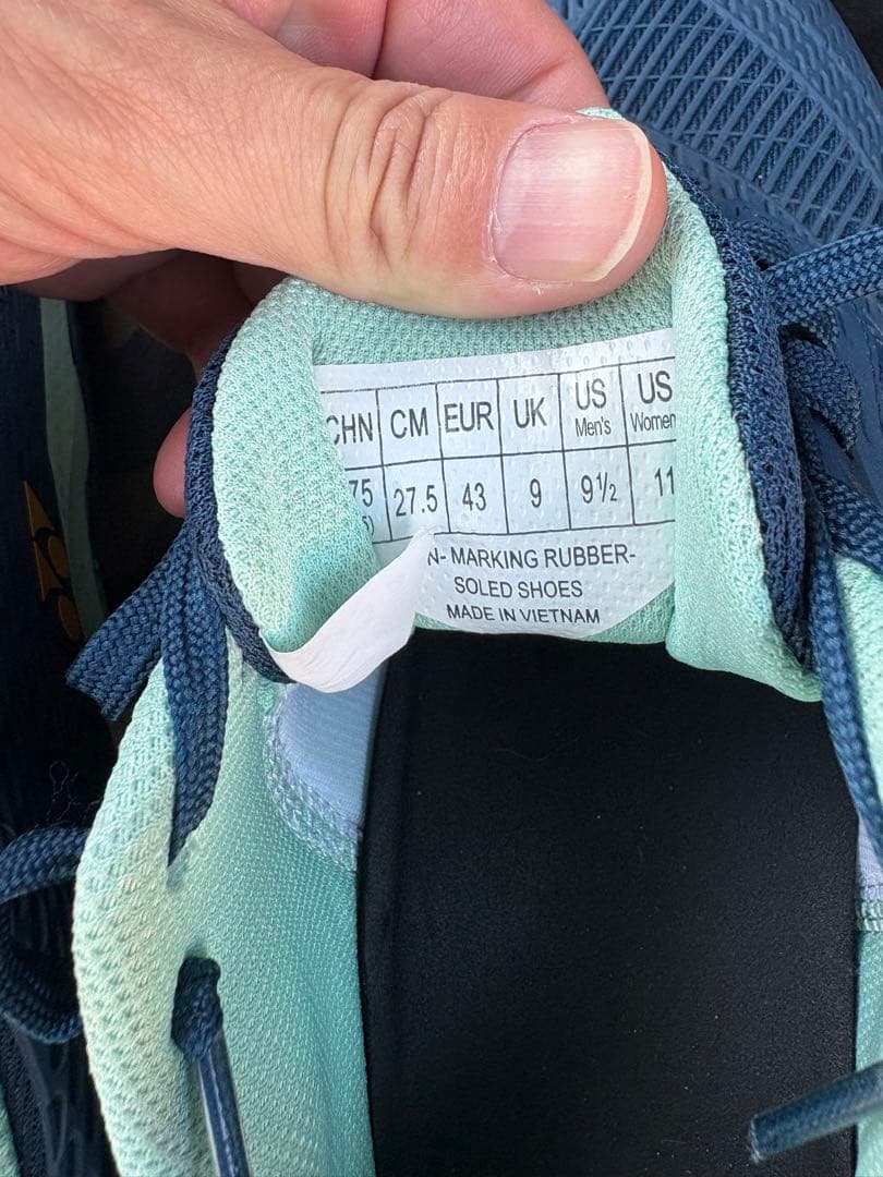 【27.5cm】 ヨネックス　アドアクセル　オムニシューズ