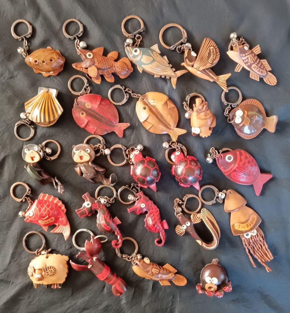 キーホルダー　本革製 魚介類など