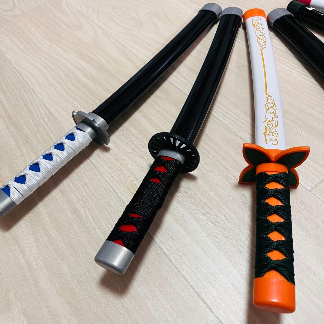 鬼滅の刃 日輪刀 刀のおもちゃ まとめ売り 12本セット