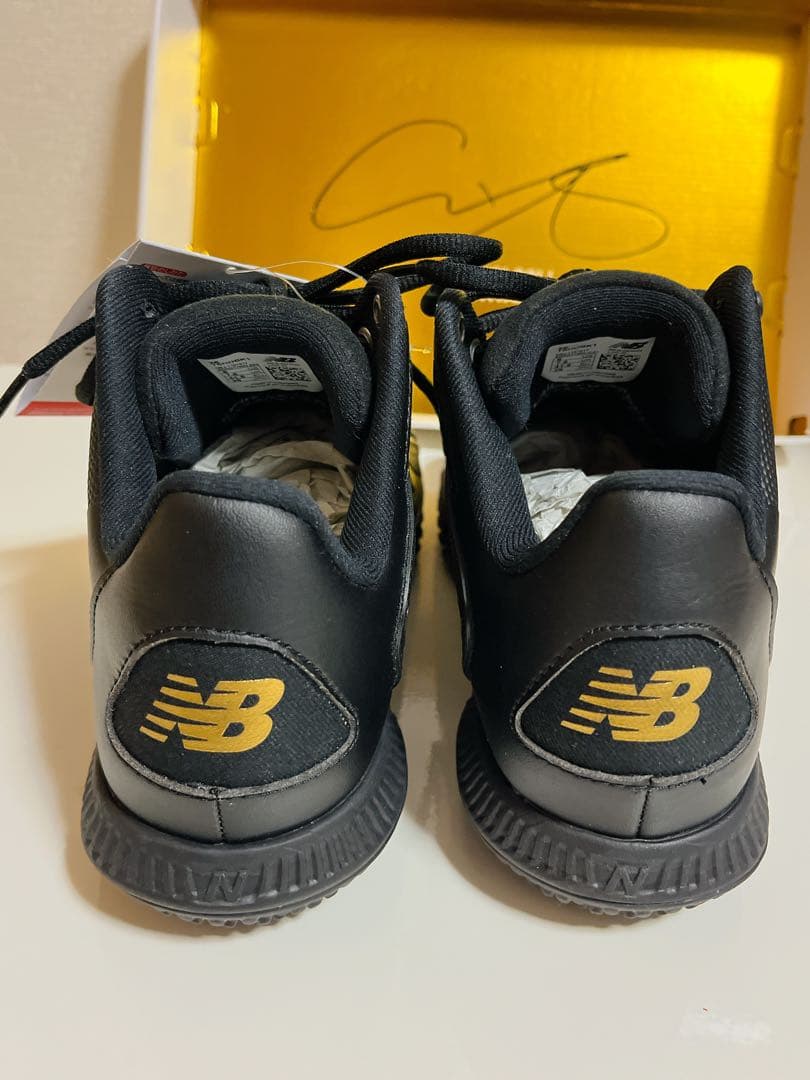 ニューバランス大谷翔平Ohtani v1 Turf Black 26.0cm