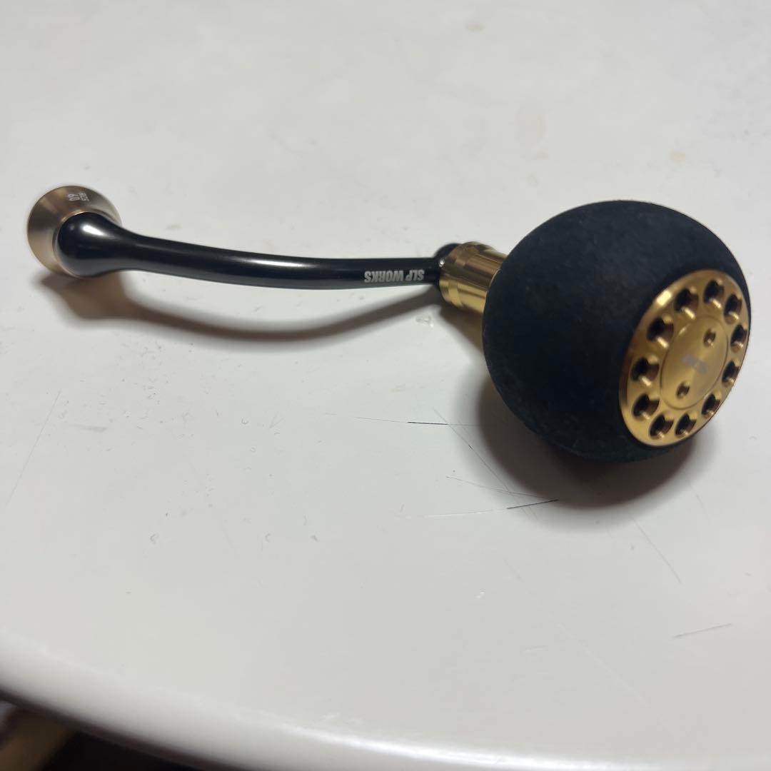 RCS 60 スピニングリールハンドル ブラック/ゴールド