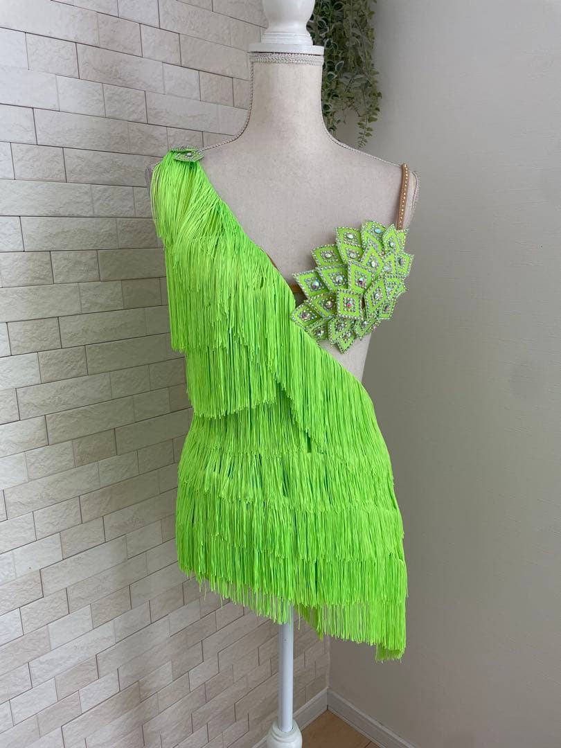 社交ダンス　ドレス⭐️ラテンドレス⭐️ネオンライムグリーンー　フリンジドレス