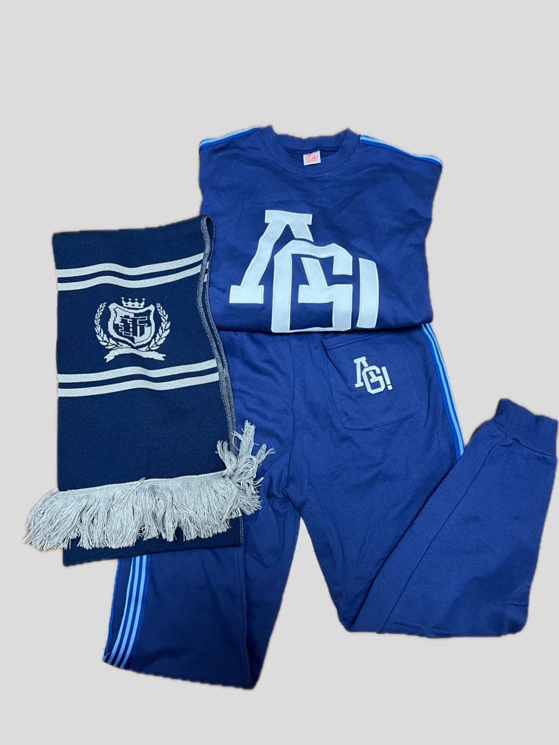 新しい学校のリーダーズ　AGスウェット上下　サイズL➕マフラー(完売品)