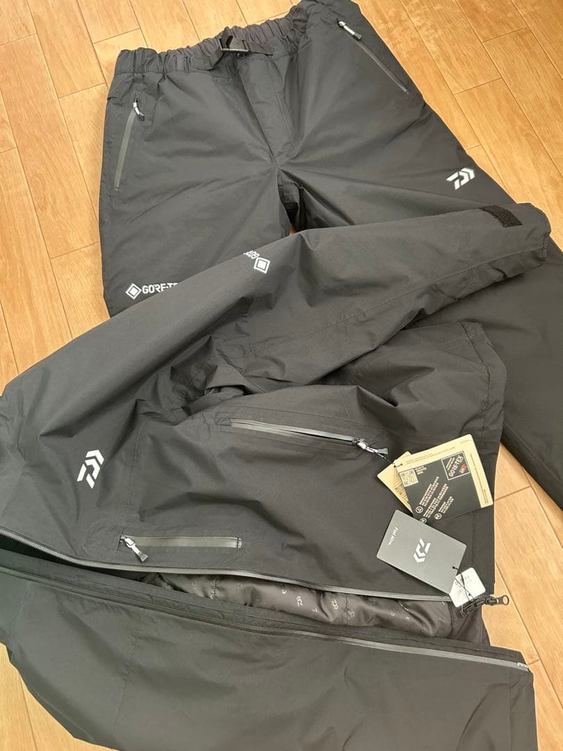 ダイワ　ゴアテックス　フィッシングパンツ DW-1925 パンツのみ