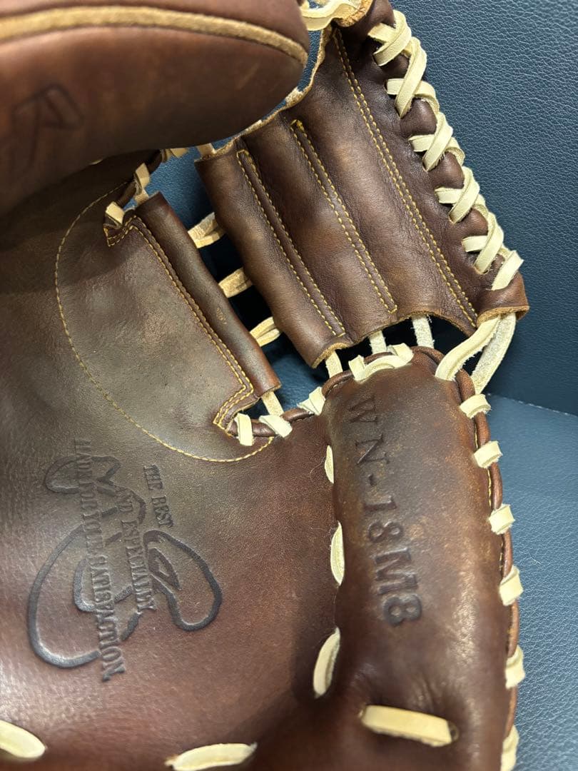 【匿名配送】ハタケヤマ　キャッチャーミット　限定和牛　オリジナルカスタム品