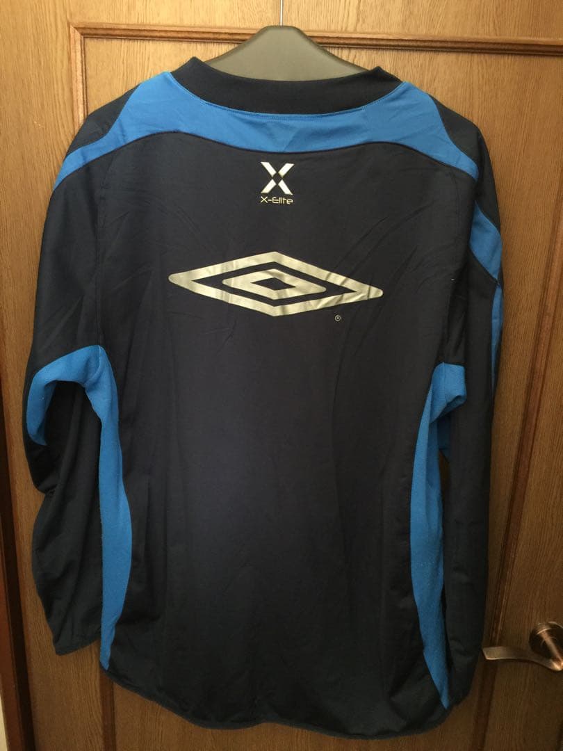 アンブロ　00’s トレーニングピステサイズO-XO(3L-4L) 長袖