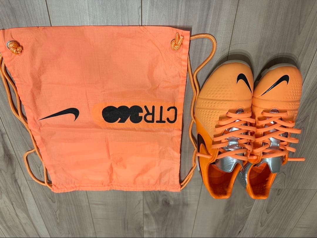 Nike CTR 360スパイク【オレンジ】収納バッグ付き