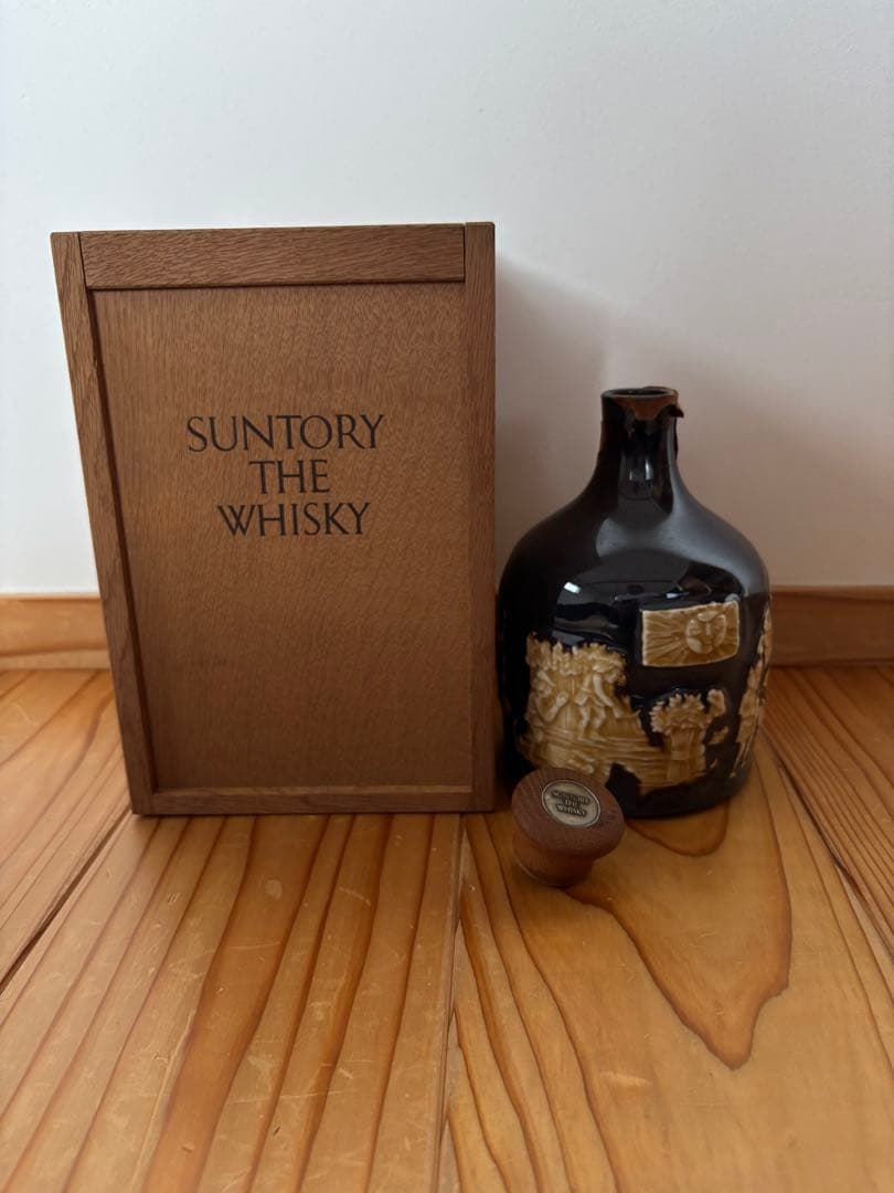 Suntory THE WHISKY 陶器ボトル 木箱付きコルク折れ