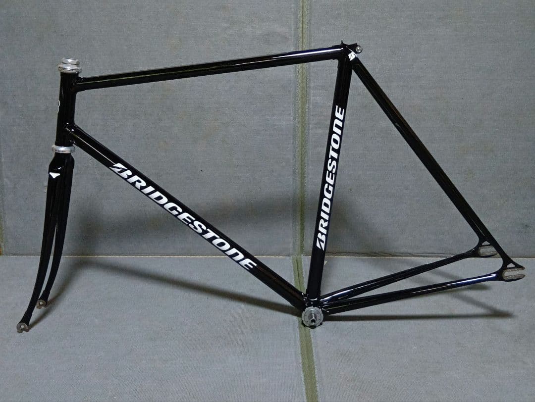 BRIDGESTONE ピストフレーム　エアロ　njs 競輪 ブラック