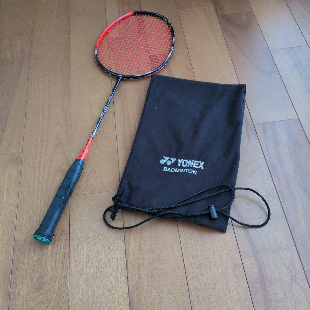 値下げ美品YONEX バドミントンラケット 4U G5、すぐ使用可能