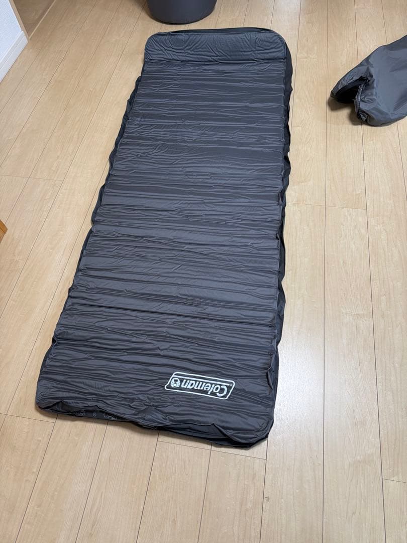 Coleman キャンパーインフレーターマットハイピークシングル