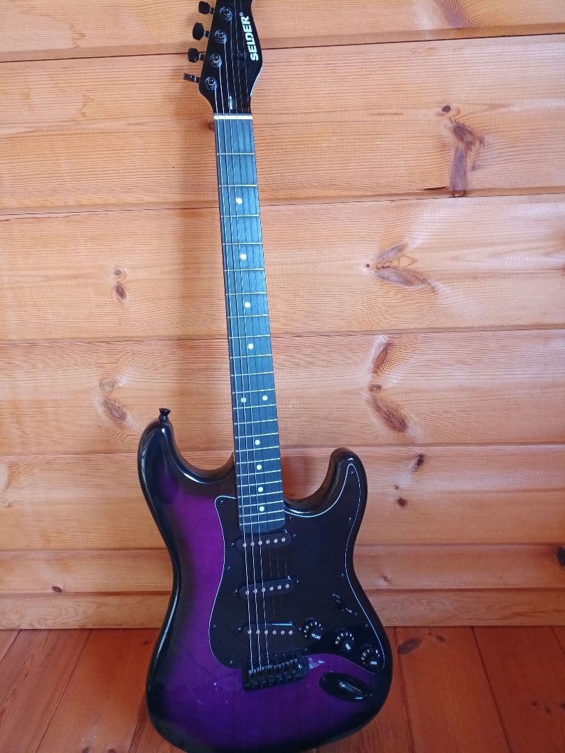 エレキギター　セルダー　selder　ストラトキャスター