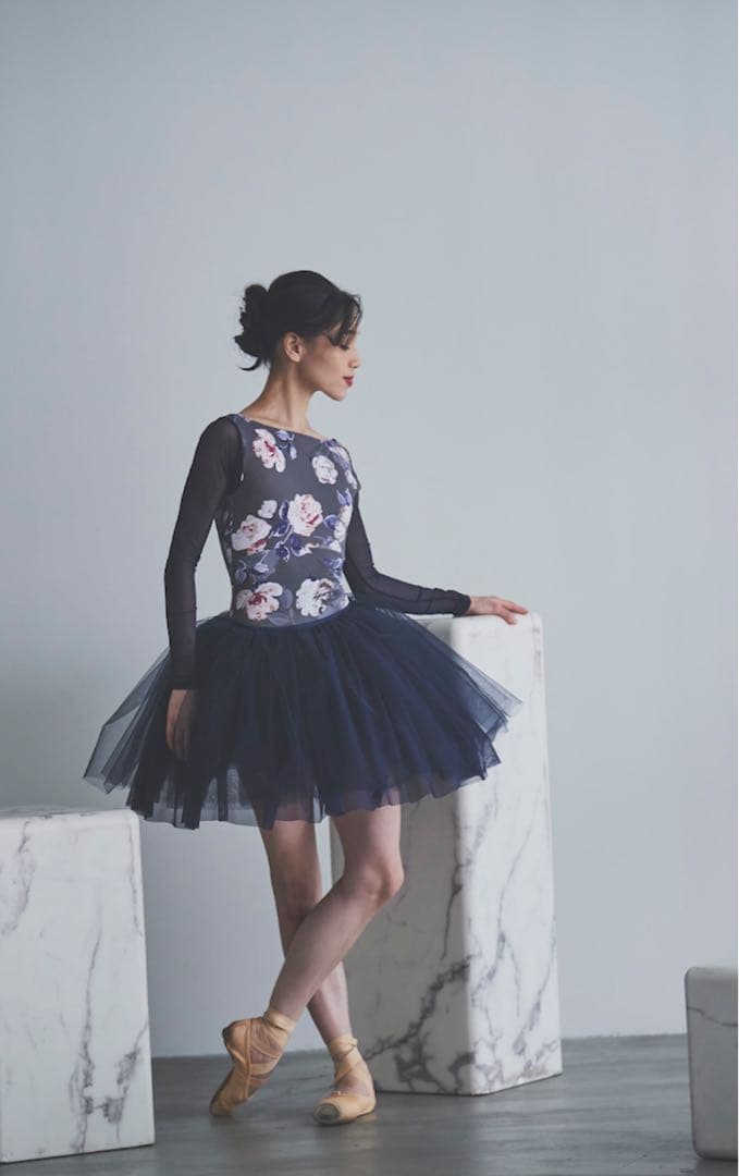 【美品】スティナ　stina レオタード　Mサイズ