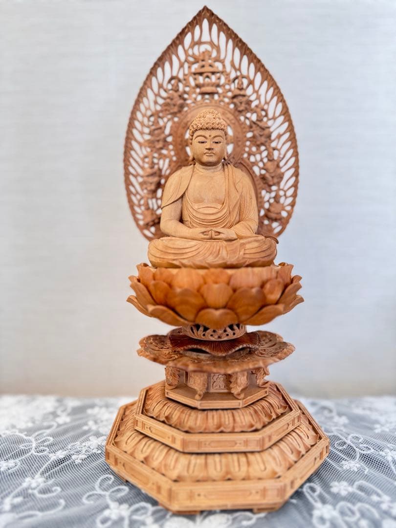 白檀目入彫もの