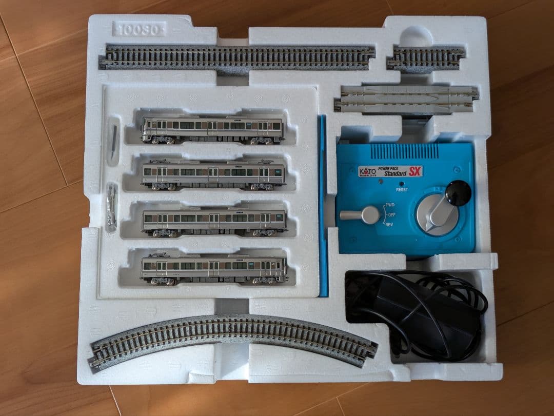 【期間限定値下げ】KATO 225系100番台 新快速 Nゲージセット