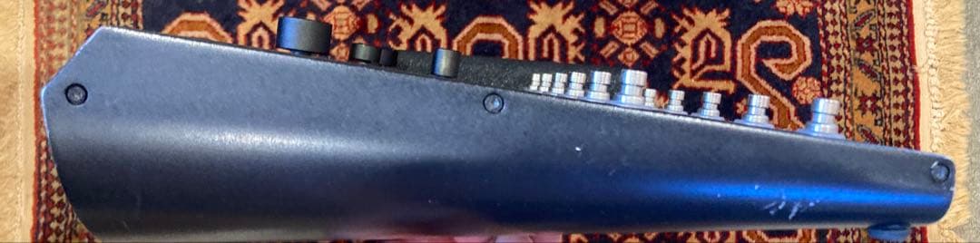 LINE 6 HELIX FLOOR マルチエフェクター【ディスプレイ故障】