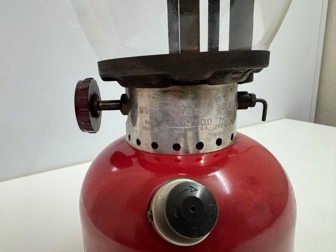 W*G様 1956年5月製造 コールマン 200A ランタン　イエローボーダー