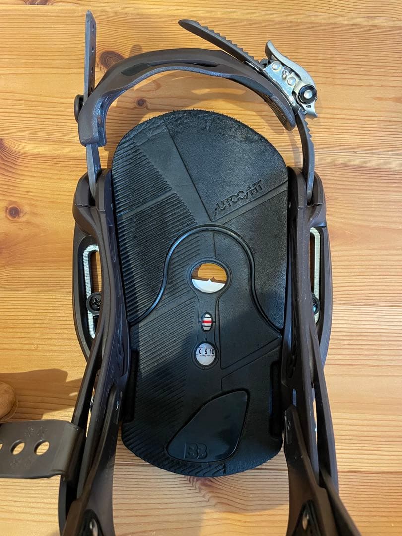 バートン マラビータ レザー est Mサイズ サロモン K2 フラックス