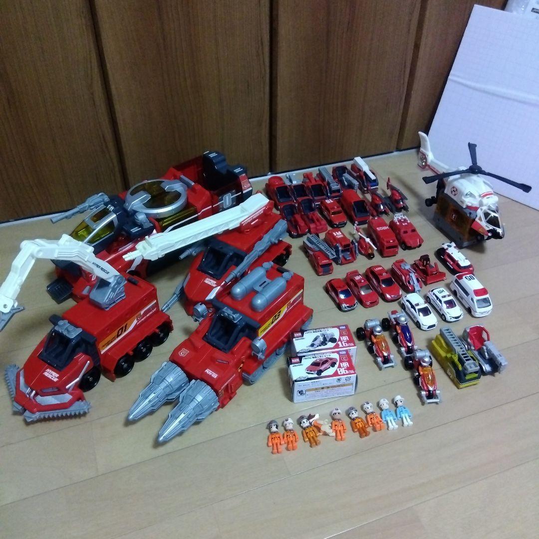 タカラトミー　ハイパーレスキュー0、1、2、3号　隊員12体＆車両33台未開封有