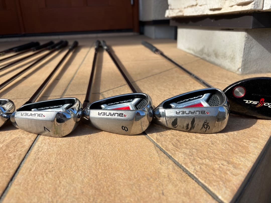 〈値下げ！〉【TaylorMade】中古ゴルフクラブ　セット＋おまけ