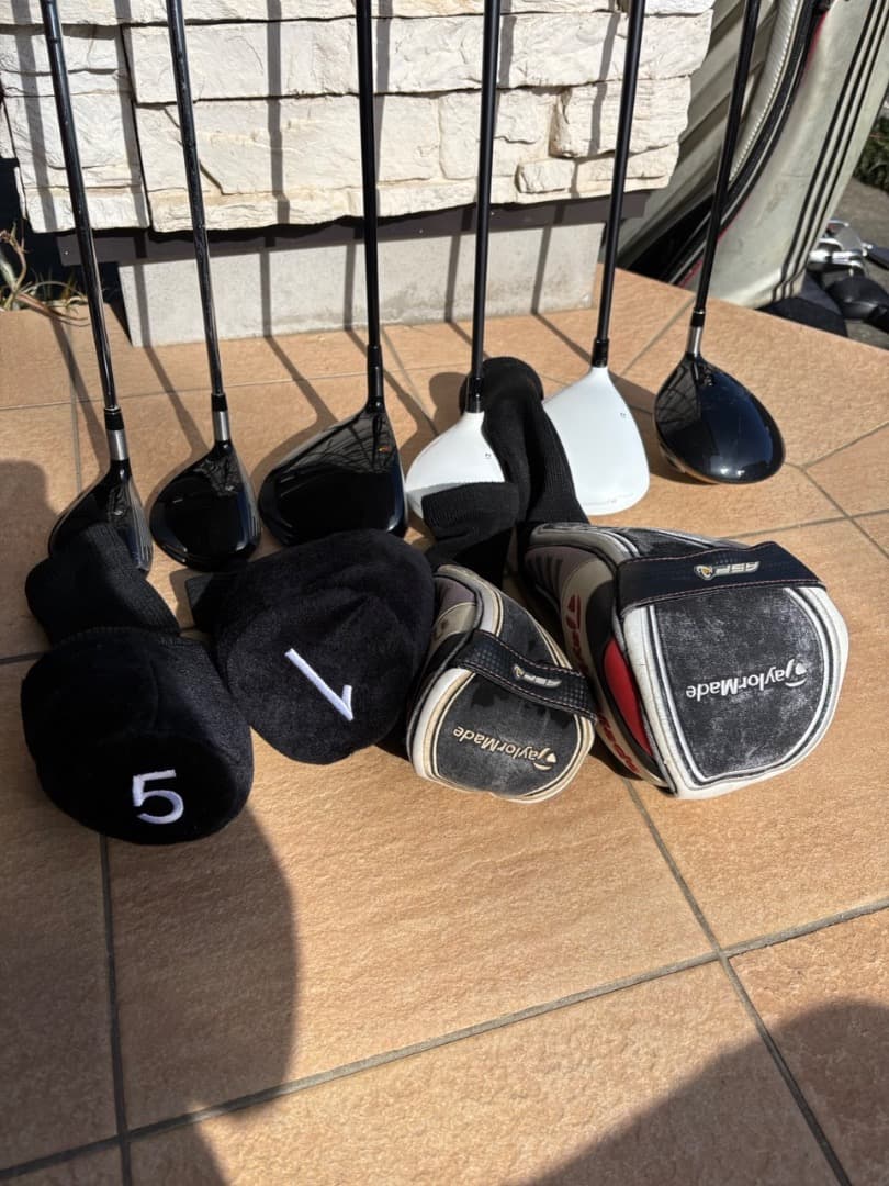 〈値下げ！〉【TaylorMade】中古ゴルフクラブ　セット＋おまけ
