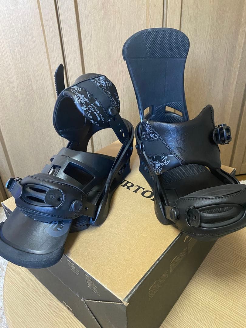 バートン　カスタム　18-19 ビンディング　M