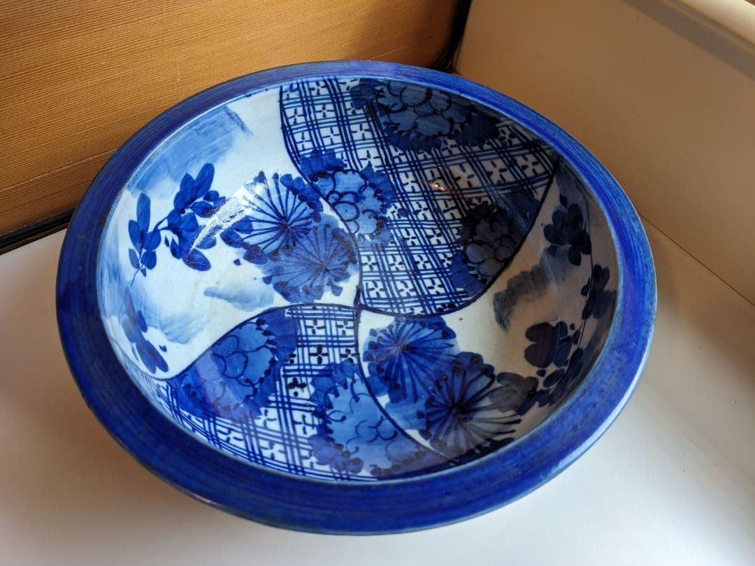 素敵な絵付けの大鉢　染付　骨董