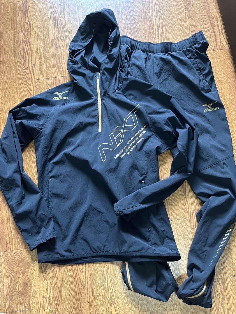 Mizuno ランニング　ジャージ　陸上競技