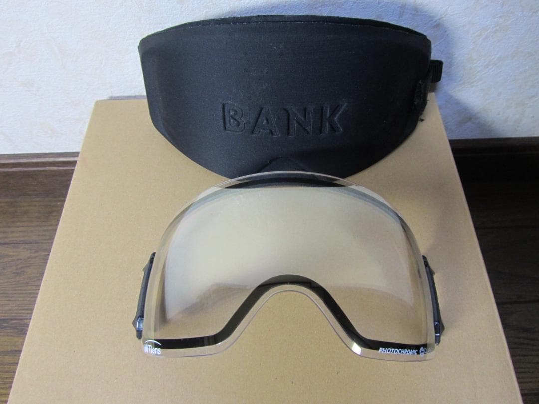 DICE BANK　ダイス　バンク　調光レンズ　ゴーグル　レンズと専用ケース