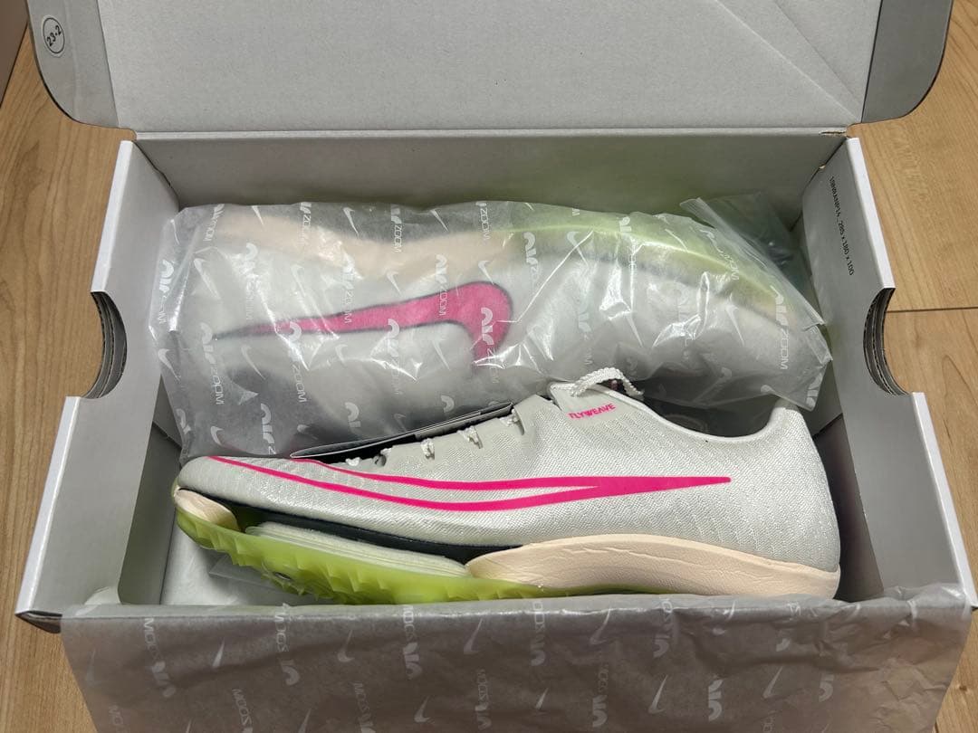 スパイク・シューズ MAX FLY