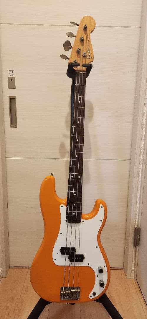 ベース Fender japan Precision Bass