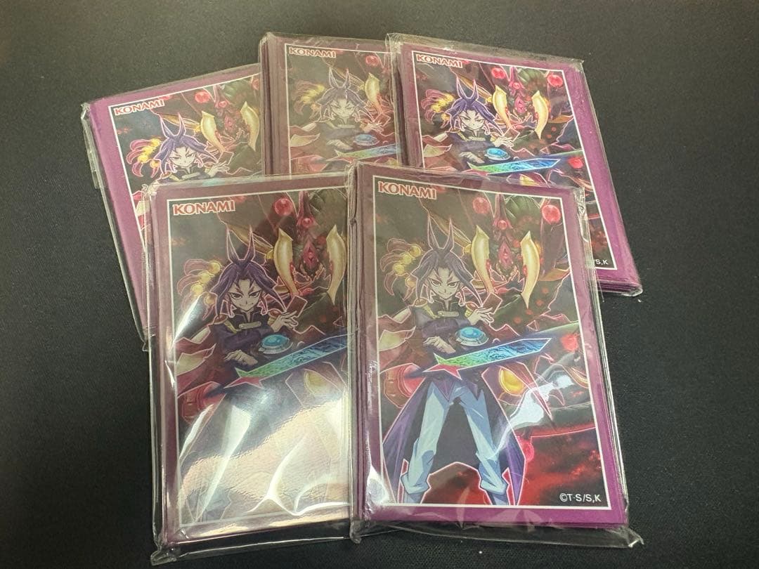 遊戯王　ユーリ　スリーブ　未開封　100枚