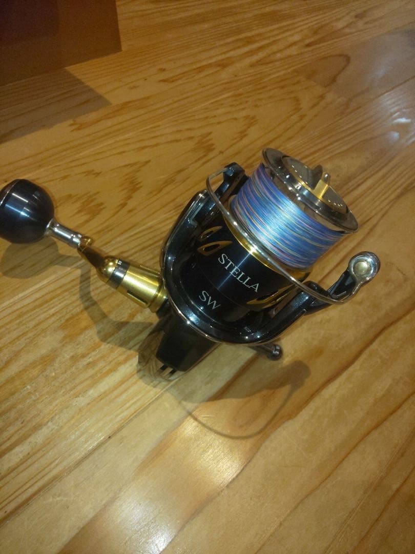 美品　シマノ STELLA SW 4000XG スピニングリール
