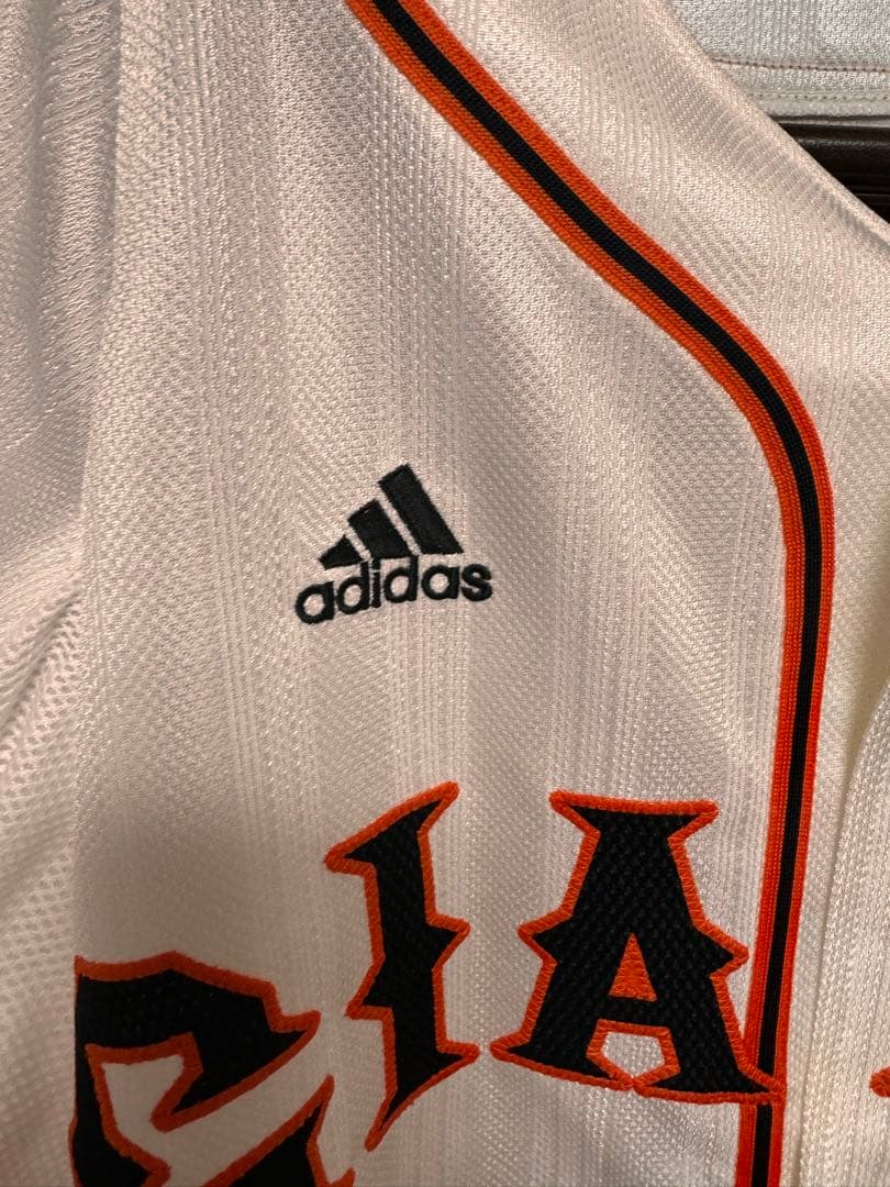 13年読売ジャイアンツ　アディダス阿部10番オーセンティックユニフォーム