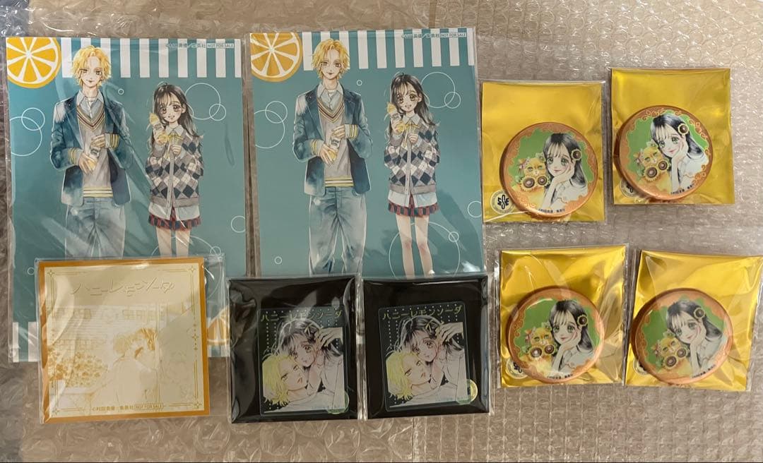 りぼん 70周年 カフェ ハニーレモンソーダ 特典 アクリルステッカー 缶バッジ