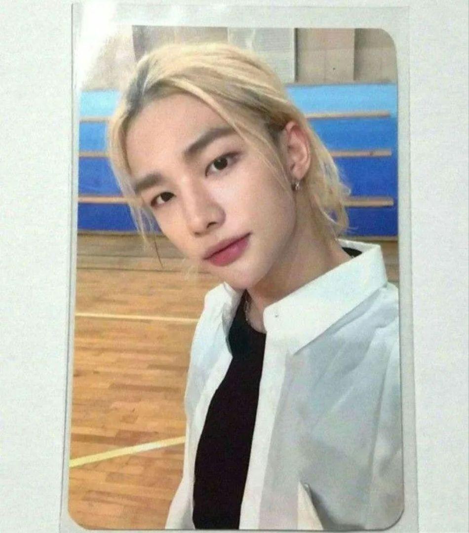 stray kids ヒョンジン IN生 shopee 店舗特典 トレカ