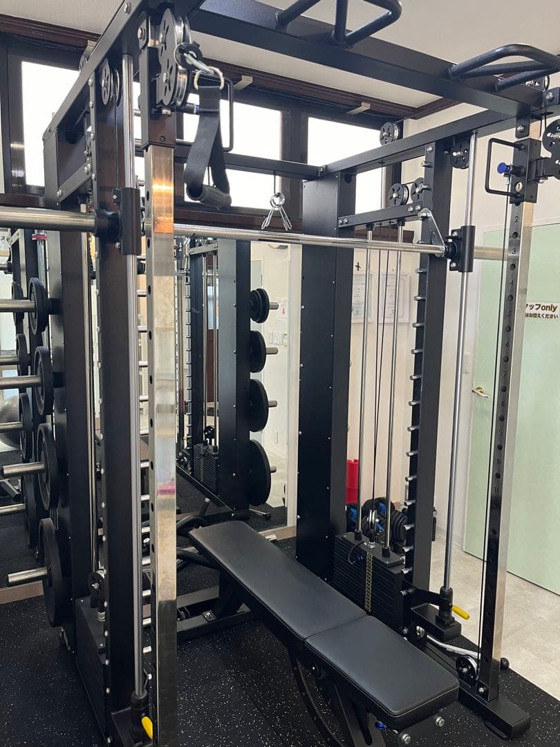 引き取り名古屋市パーソナルトレーナー必見パワーラックとベンチ