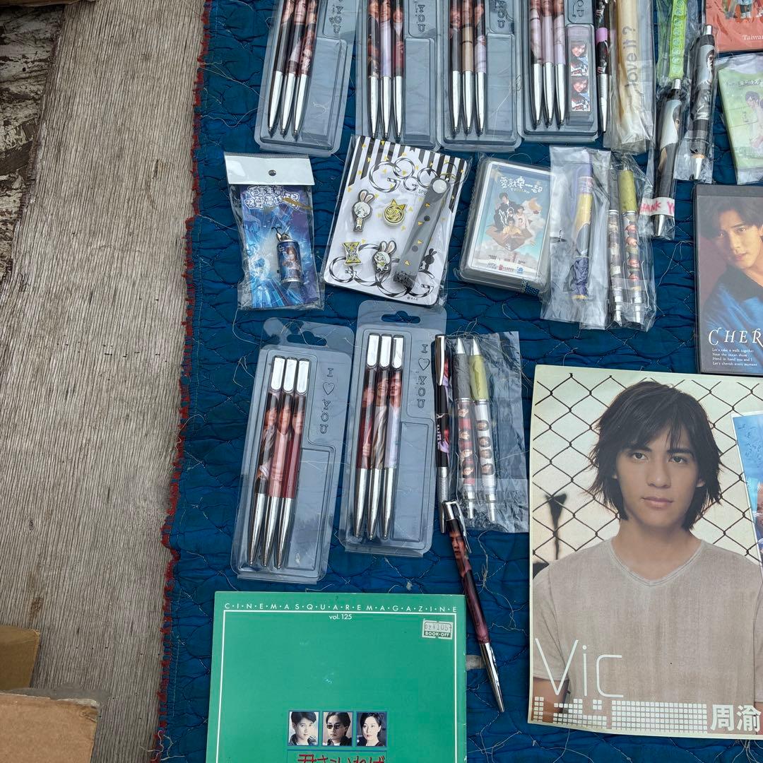 超希少品多数新品未使用品 アイドルf4 台湾アイドルf4 ヴィック・チョウ周渝民