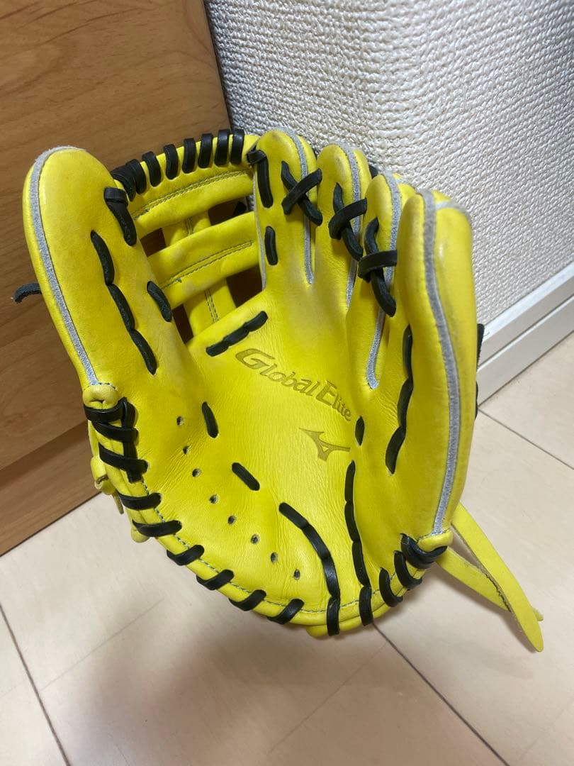 Mizuno Global Elite イエロー　硬式用トレーニンググローブ