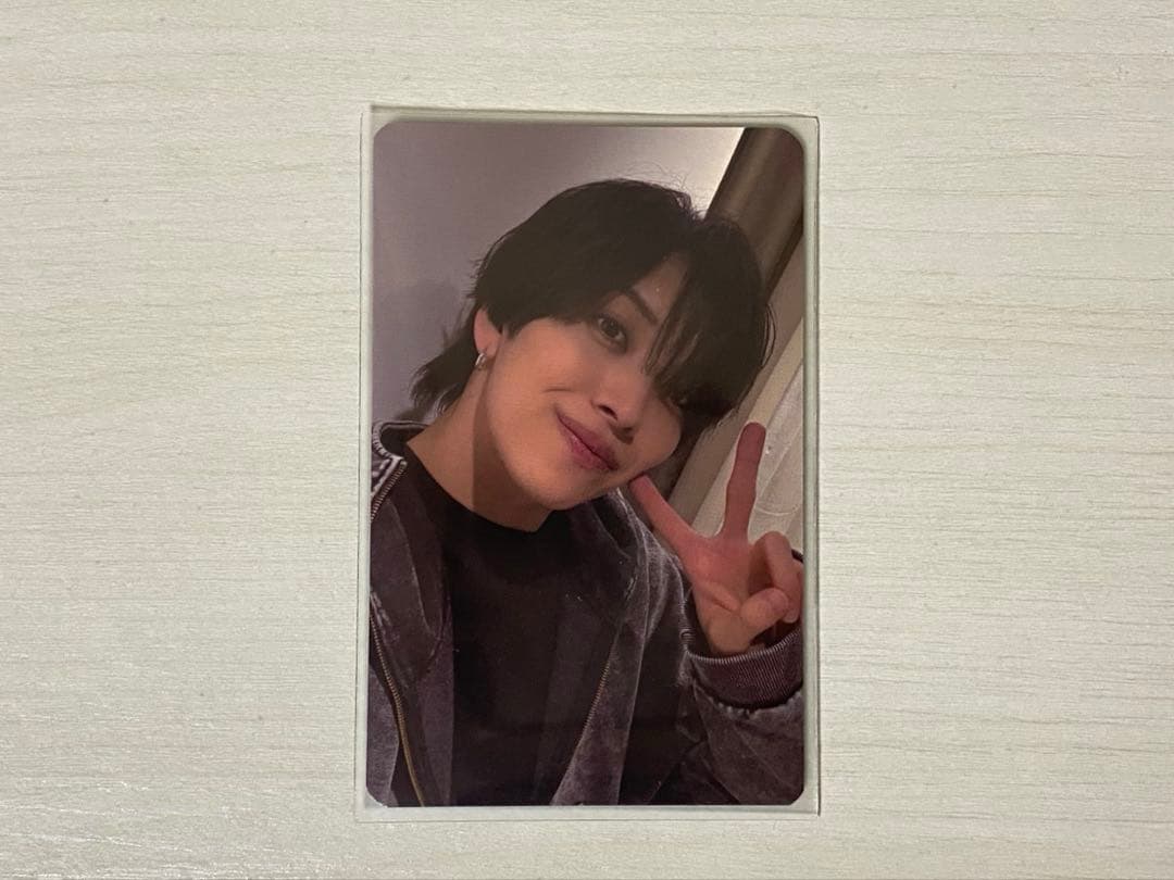 MAZZEL EIKI セルカ