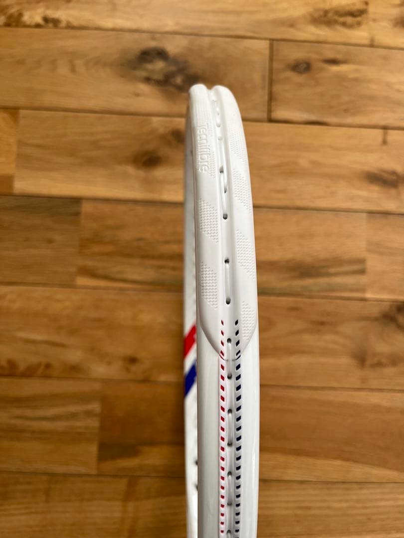 【2025年モデル】美品 テクニファイバー T-FIGHT 305S グリップ2